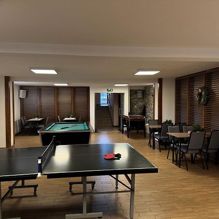 Hotel Beskidian Wegierska Gorka Buitenkant foto