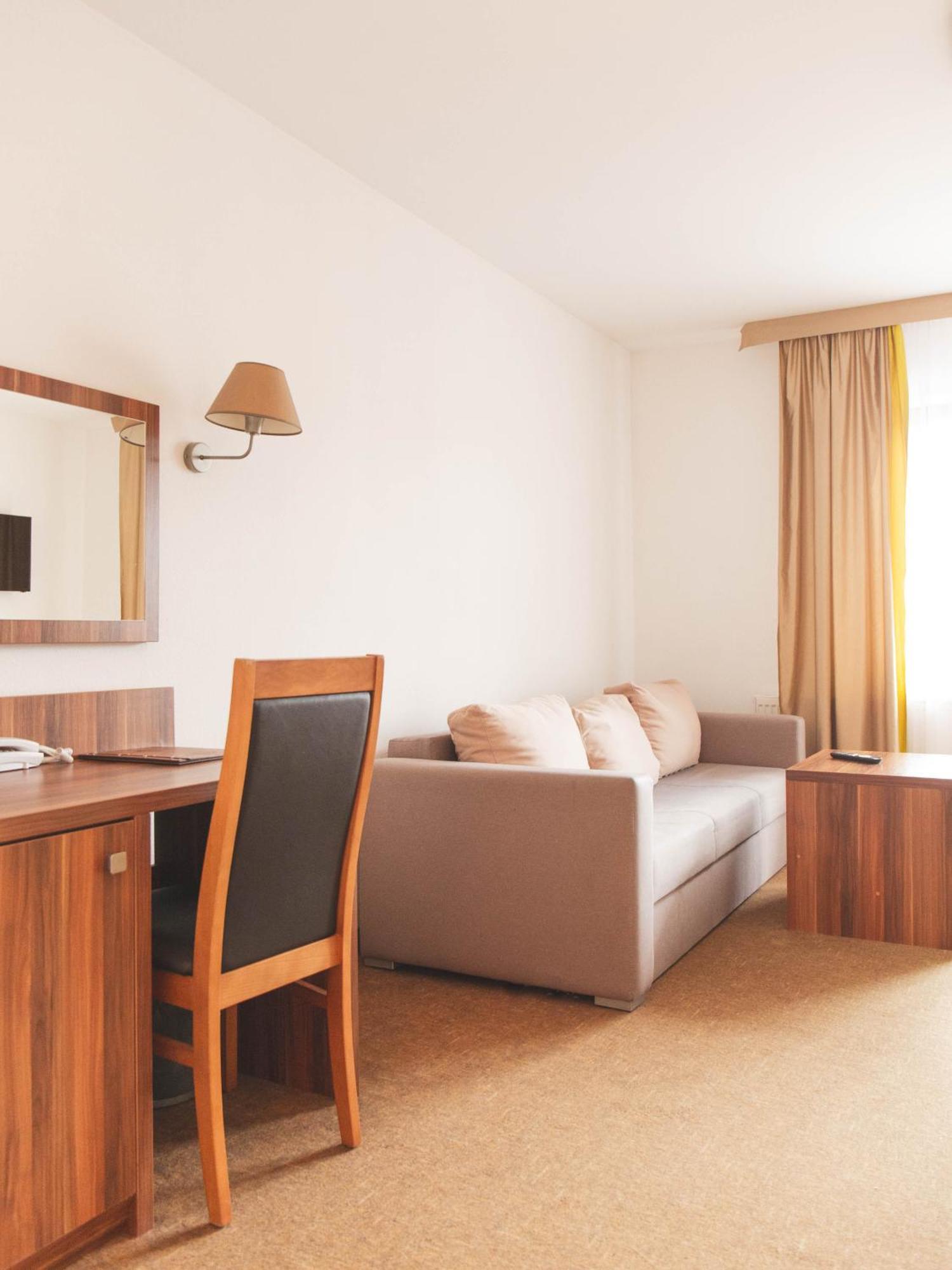 Hotel Beskidian Wegierska Gorka Buitenkant foto