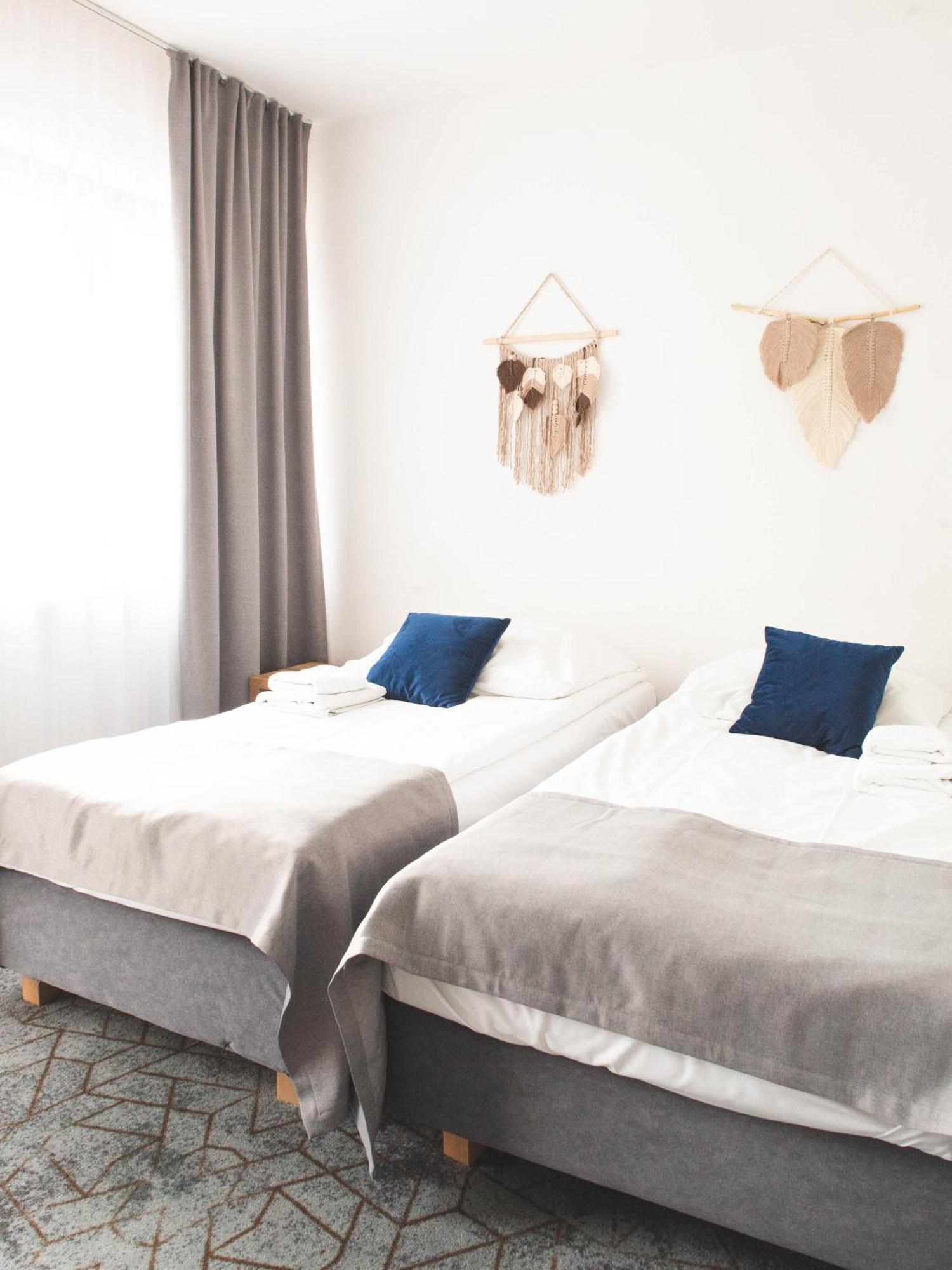 Hotel Beskidian Wegierska Gorka Buitenkant foto