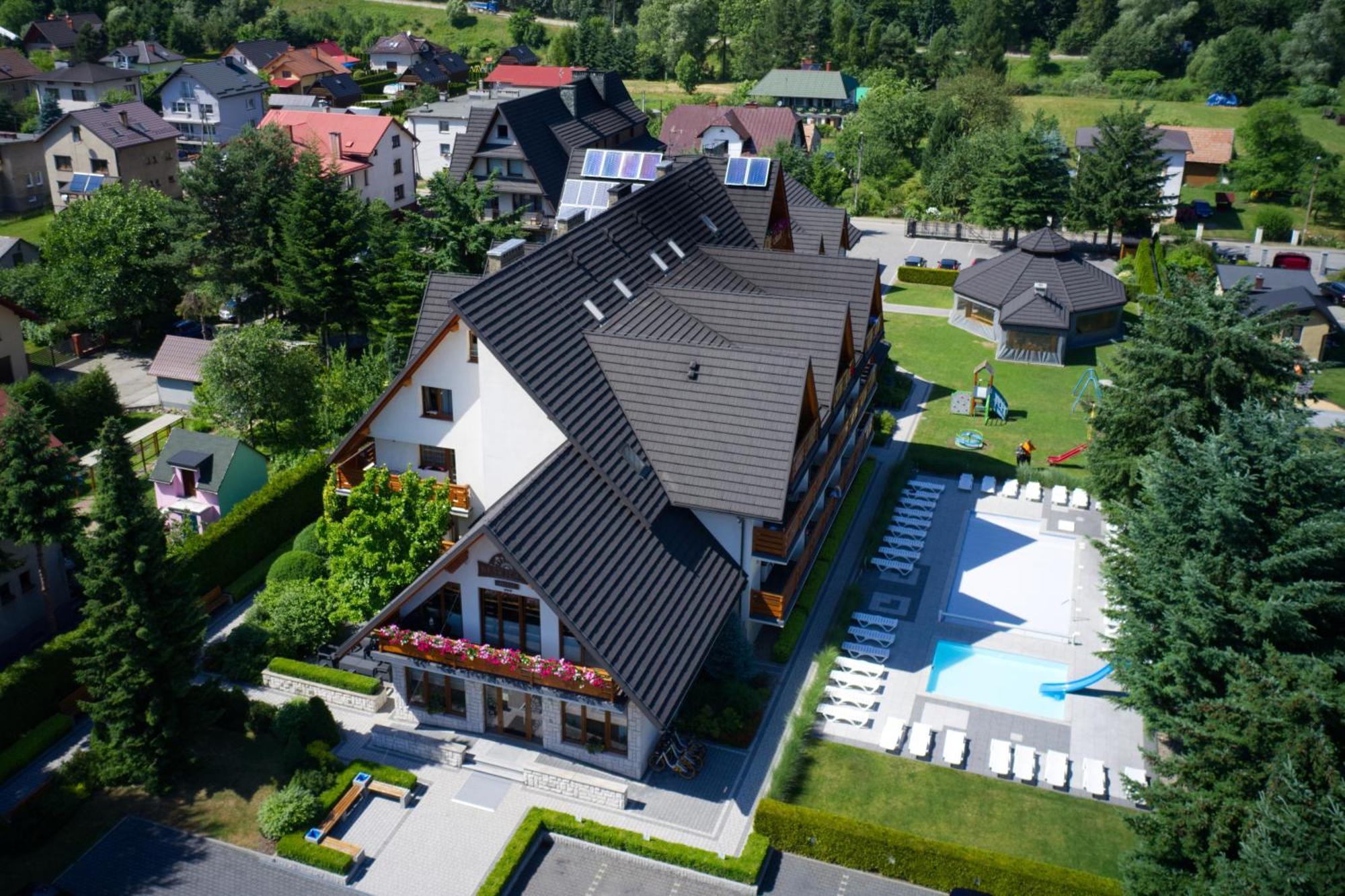 Hotel Beskidian Wegierska Gorka Buitenkant foto