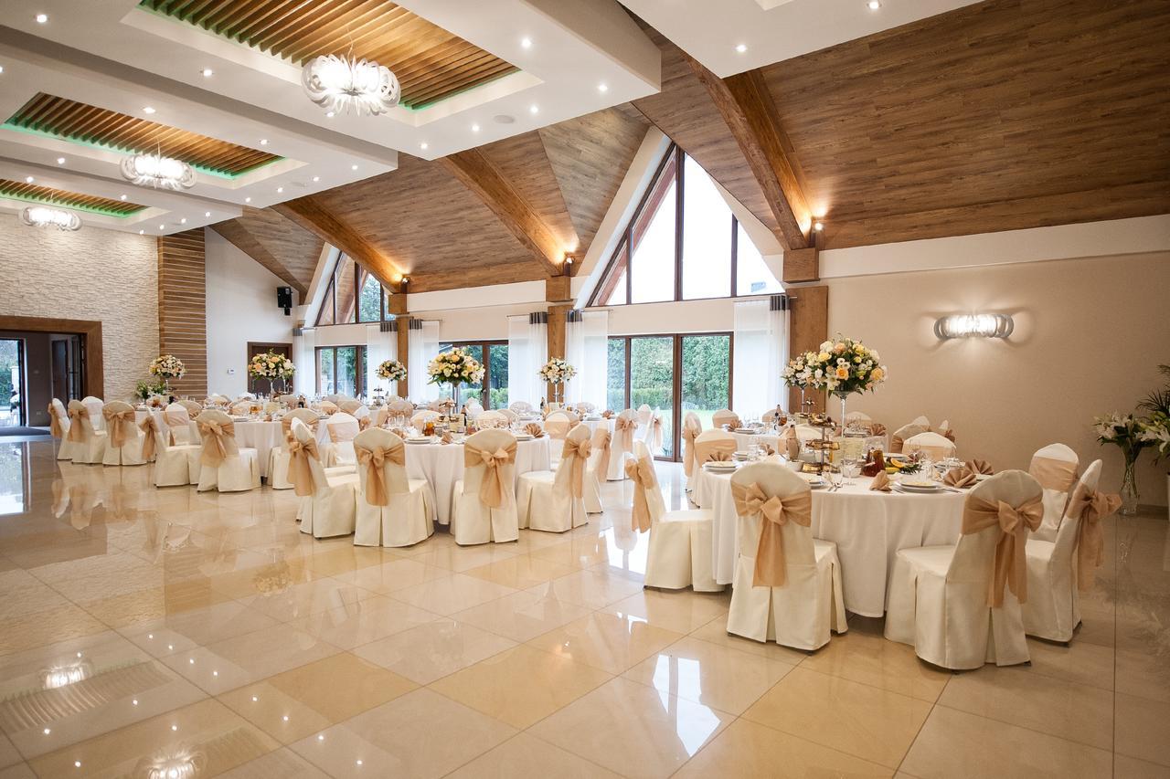 Hotel Beskidian Wegierska Gorka Buitenkant foto